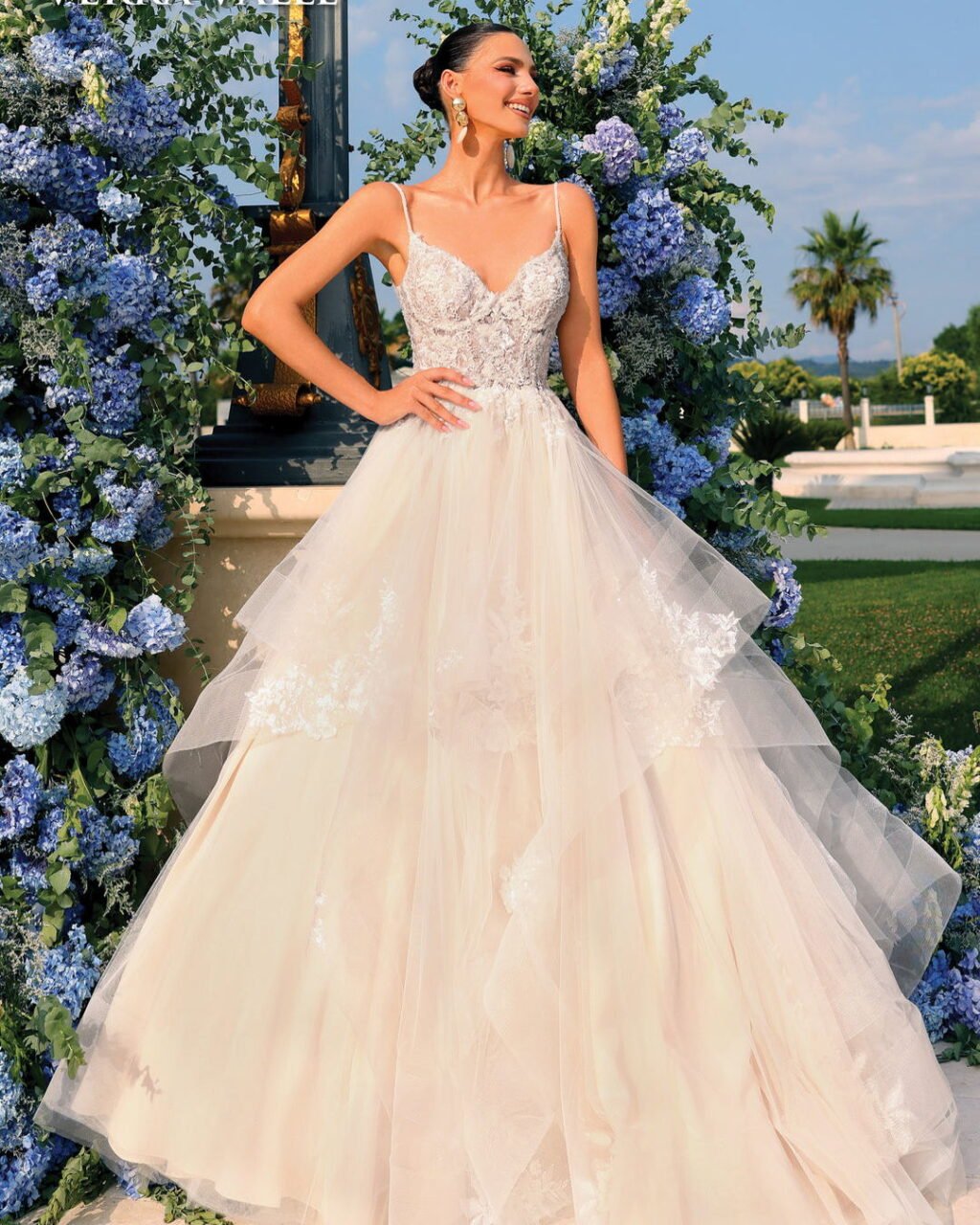 Instagram post from silhouette_dresses. This post is in position 8.